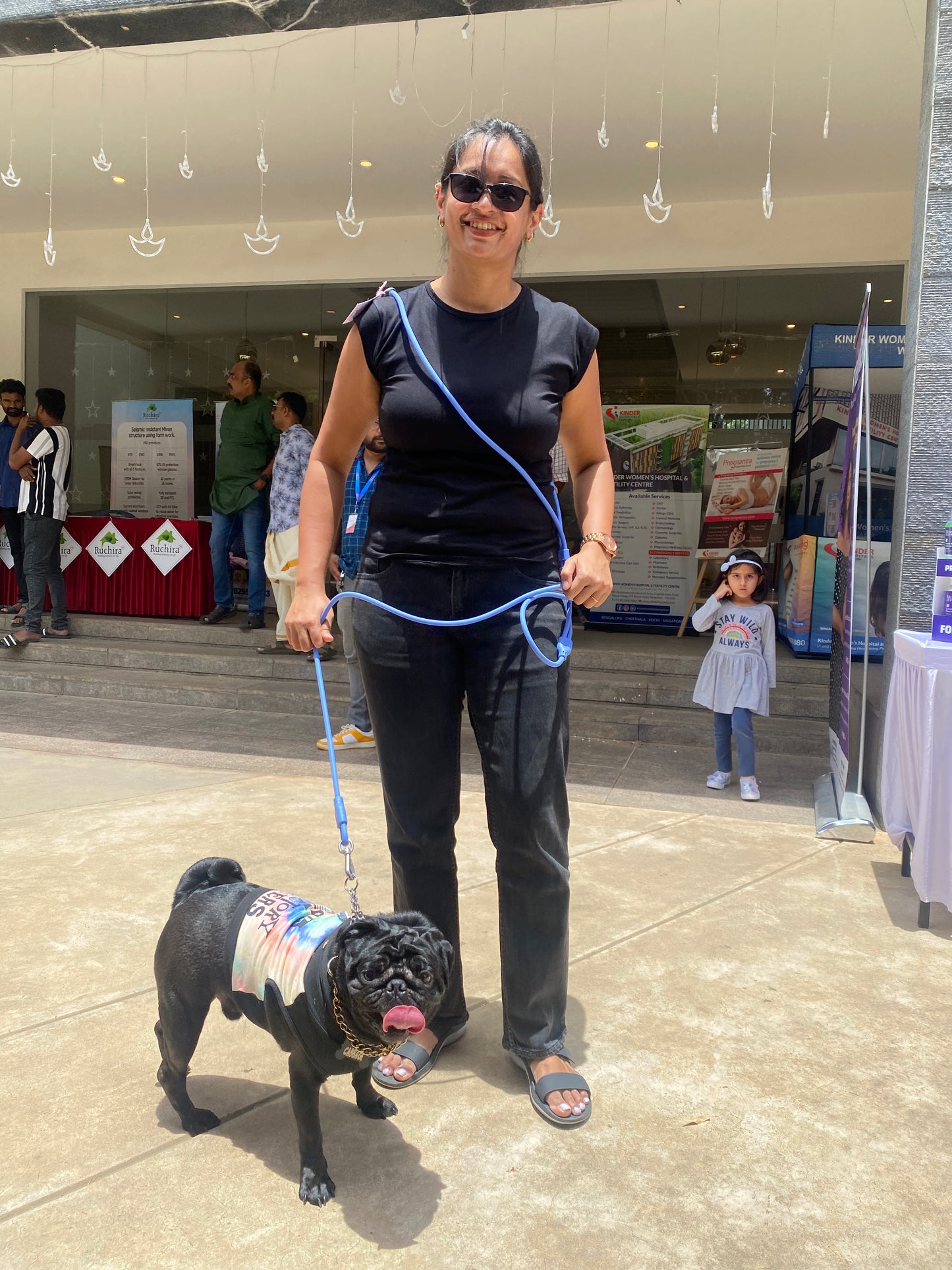 Klean Gypsy 8-in-1 Hands-Free Dog Leash - Stylish, Durable & Waterproof - Blue Bliss